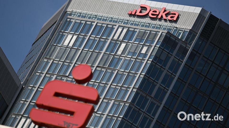Die Dekabank versorgt die Sparkassen in Deutschland mit Produkten. (Archivbild) Bild: Arne Dedert/dpa