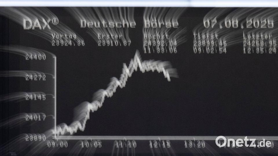 Wertsteigerungen an den Börsen waren für vier von fünf Euro des zusätzlichen Geldvermögens verantwortlich. (Archivbild) Bild: Boris Roessler/dpa