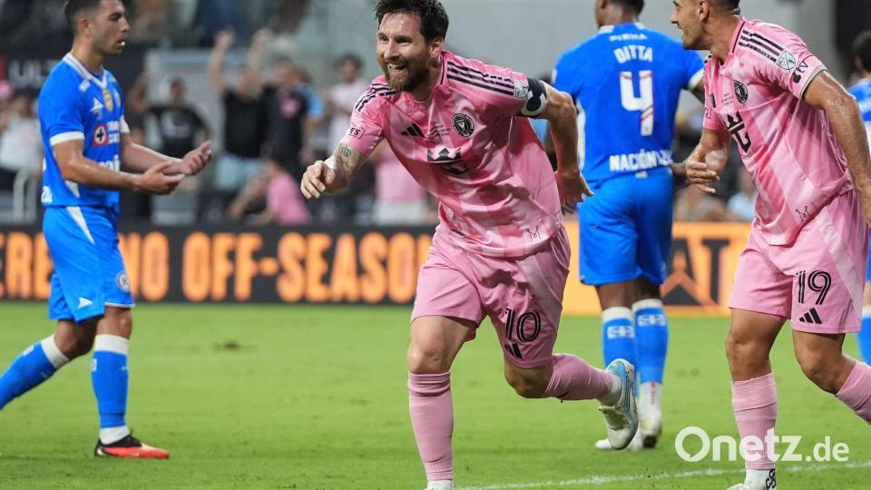 Lionel Messi besitzt bald zwei Clubs in Spanien. (Archivbild) Bild: Lynne Sladky/AP/dpa