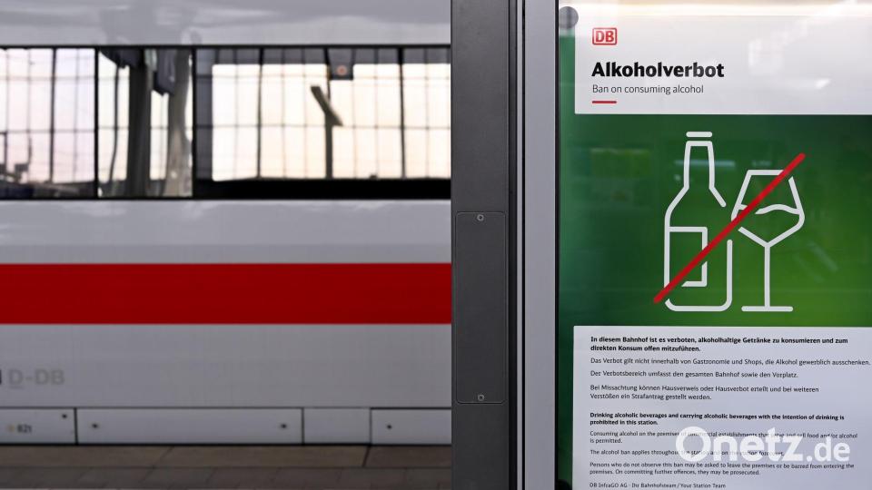 Alkohol in Bahnhöfen will die Deutsche Bahn nicht mehr. Symbolbild: Sven Hoppe/dpa