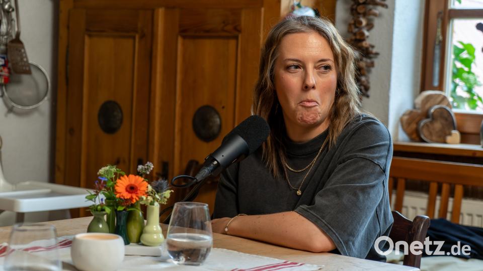 Es entwickelte sich ein Gespräch, in dem die Hörerinnen und Hörer auch mal eine andere Franzi Glaser kennenlernen können. Denn: Die 41-Jährige ist mehr als nur die laute „Rampensau“, die darauf achtet, dass alle glücklich sind. Bild: gld