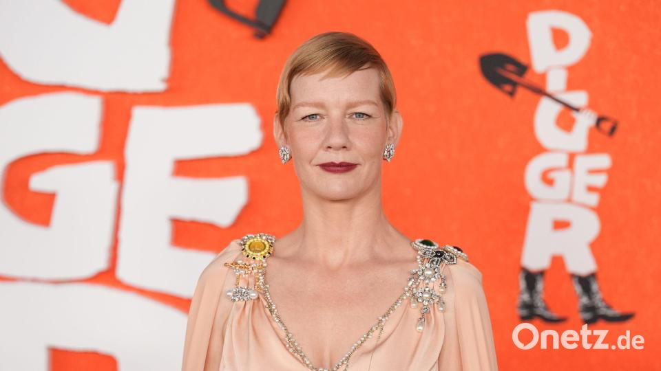 Sandra Hüller ist als Halbschwester von Rockwell zu sehen. (Archivbild) Bild: Chris Pizzello/Invision/AP/dpa
