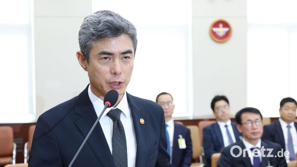Südkoreas Verteidigungsminister Kang Shin Chul geht davon aus, dass eine von Nordkorea verlegte Mine eine Explosion ausgelöst hat, bei der drei südkoreanische Soldaten verletzt wurden. Bild: Yonhap/YNA/dpa