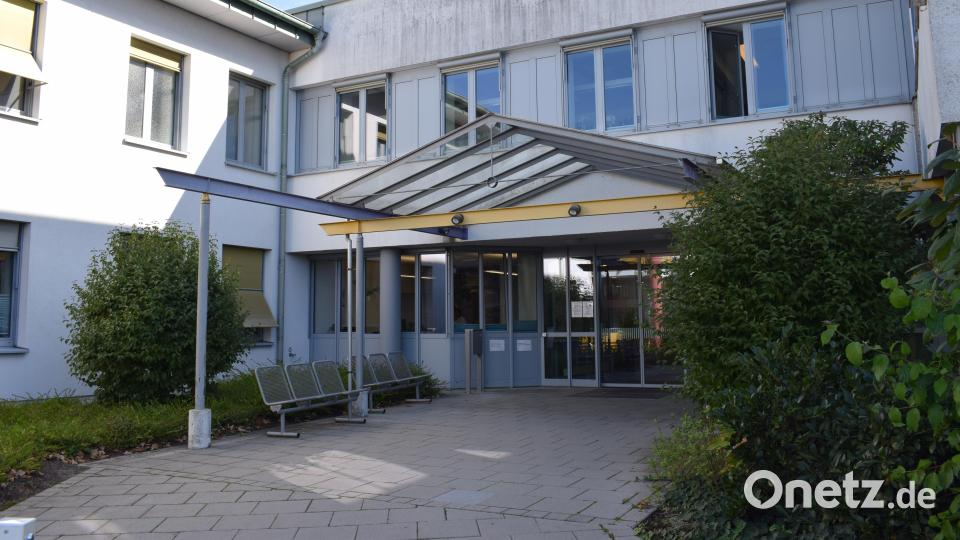 Die Orthopädie ist aktuell das Aushängeschild am Krankenhaus in Kemnath. Das könnte sich demnächst ändern. Bild: szl