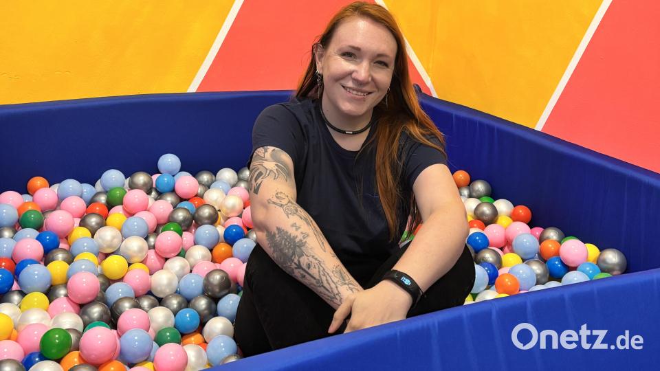 Janina Schraml hat vor wenigen Wochen ihre Praxis für Ergotherapie in Kastl eröffnet. Bild: Holger Stiegler