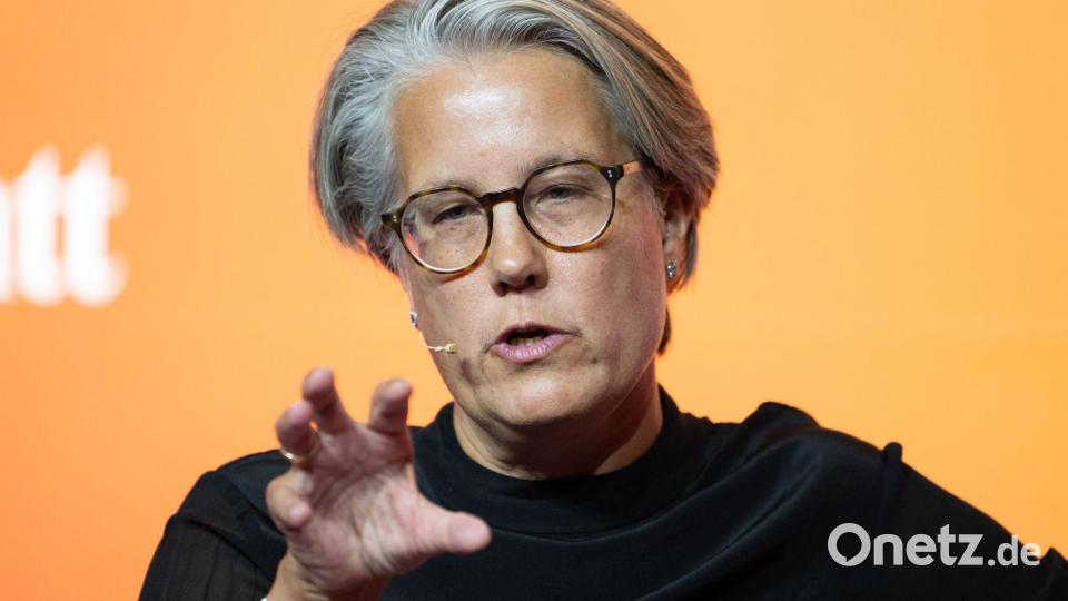 Die seit Juli 2020 amtierende Schufa-Chefin Tanja Birkholz hat angekündigt, die Geheimniskrämerei zu beenden. (Archivild) Bild: Florian Wiegand/dpa