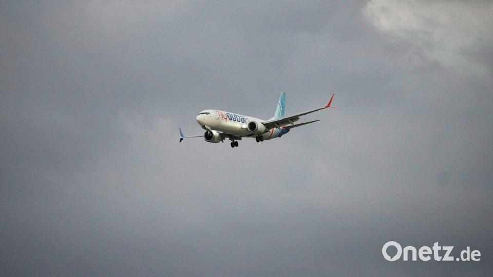 Die Hintergründe zu der gewaltsamen Auseinandersetzung in einer Maschine der Fluggesellschaft Flydubai sind weiter unklar. Bild: Ohad Zwigenberg/AP/dpa