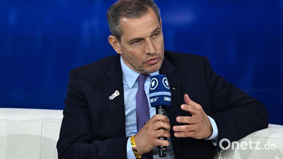 Michael Mronz gilt als Favorit auf die Nachfolge von Weikert. (Archivbild) Bild: Marijan Murat/dpa