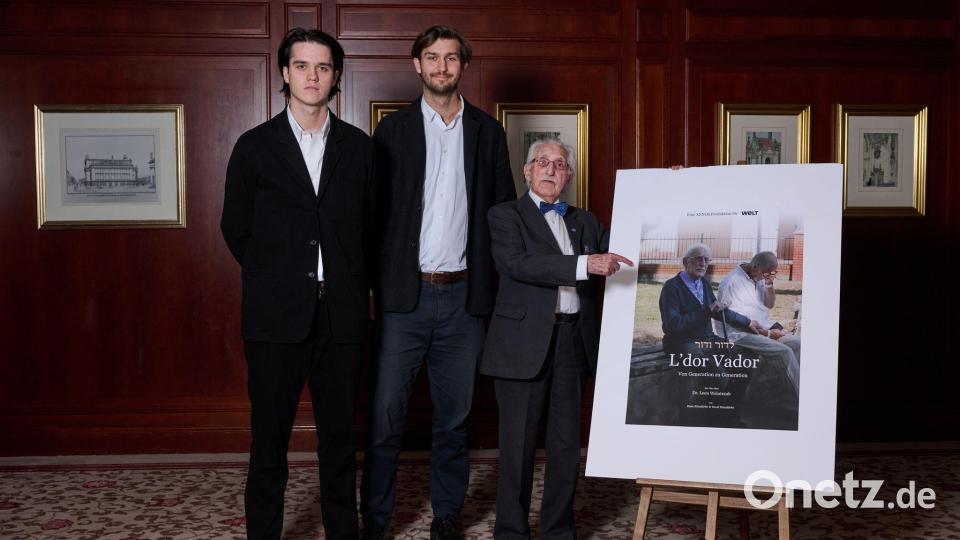Die Brüder Dean (l) und David Körzdörfer erzählen Weintraubs Geschichte im Film „L'dor Vador - Von Generation zu Generation“. Bild: Sebastian Gollnow/dpa