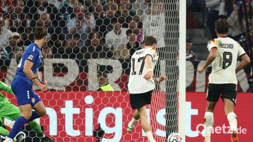 Und rein damit: Flo Wirtz schießt das 2:0. Bild: Christian Charisius/dpa