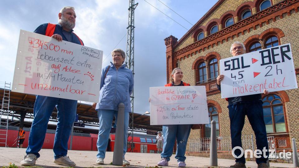 In den betroffenen Regionen regt sich Protest - etwa dagegen, dass der Bahnhof Stendal vorerst nicht mehr von Fernzügen angefahren wird. (Archivbild) Bild: Klaus-Dietmar Gabbert/dpa
