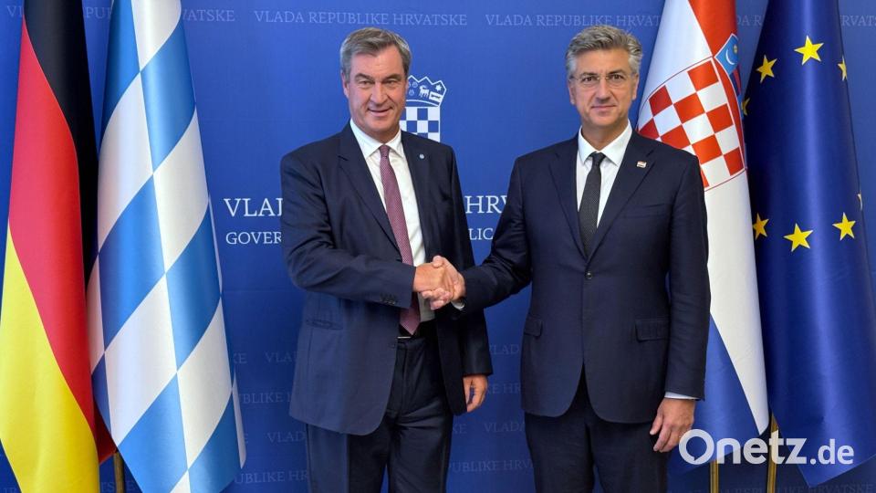 Markus Söder (l) trifft in Zagreb den kroatischen Premierminister Andrej Plenković. Bild: Christoph Trost/dpa