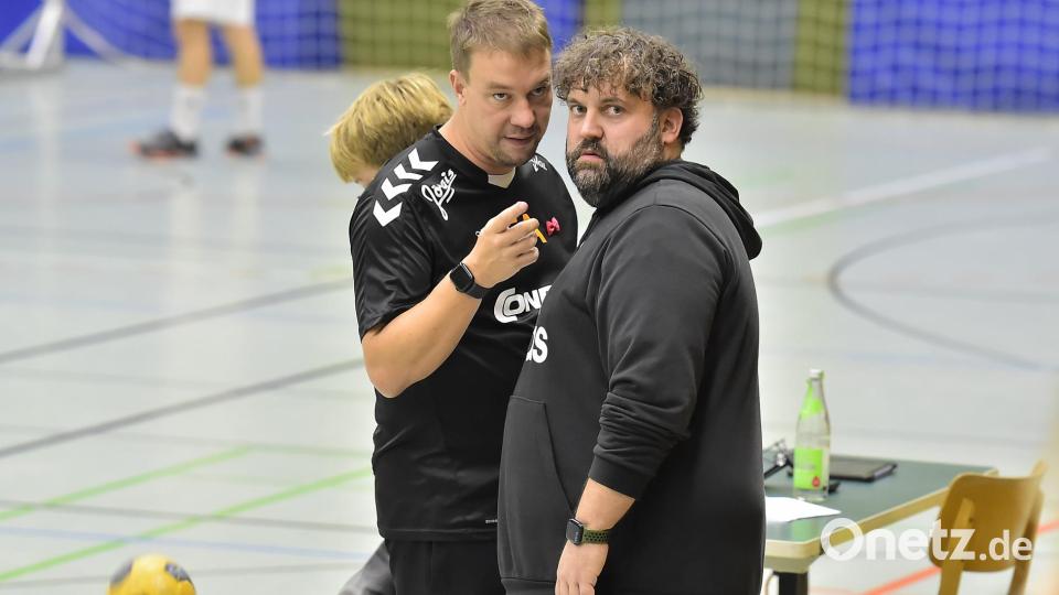 Christof Heiduk (rechts), Trainer HG Amberg . Bild: Hubert Ziegler