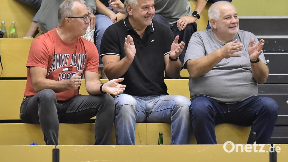 Drei Originale der HG Amberg: Thorsten Waldmann, Fred Ertel und Bernhard Karl (von links). . Bild: Hubert Ziegler