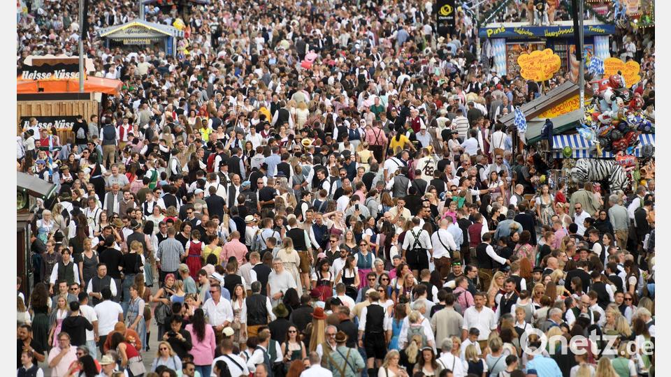 Millionen Besucher zog es auch in diesem Jahr wieder auf die Wiesn. (Archivfoto) Bild: Felix Hörhager/dpa
