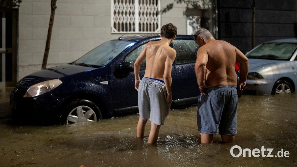 An der katalanischen Küste gibt es Überflutungen. Bild: Lorena Sopêna/EUROPA PRESS/dpa