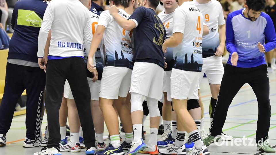Impressionen vom Handballderby HG Amberg gegen die HSG Weiden. Bild: Hubert Ziegler