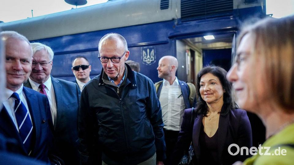 Bundeskanzler Merz kommt am Morgen in Kiew an Bild: Kay Nietfeld/dpa