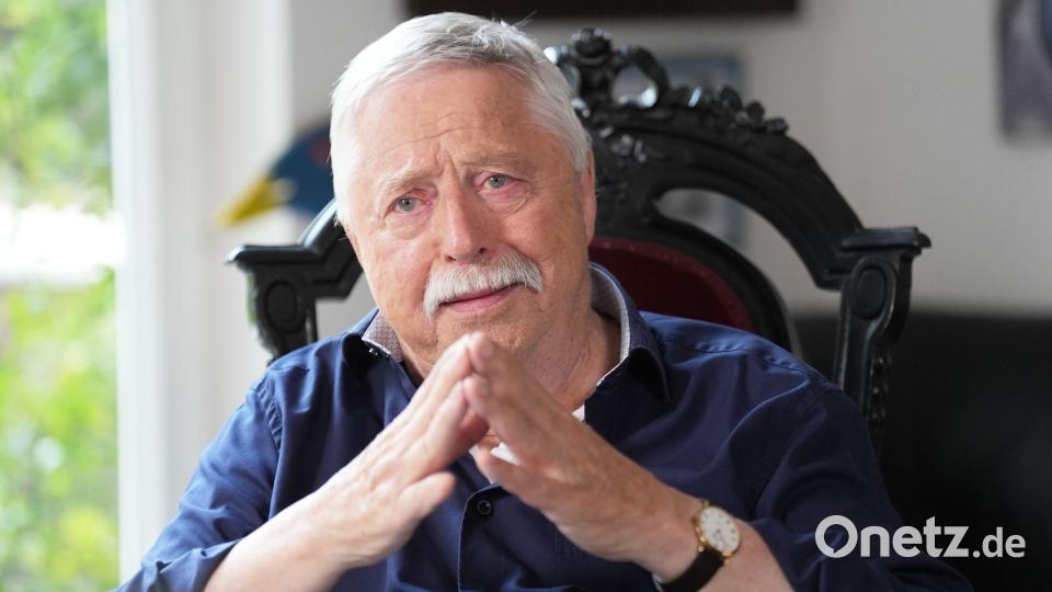 Wolf Biermann äußert sich anlässlich der Veröffentlichung seiner Tagebücher kritisch zur israelischen Regierung. Bild: Marcus Brandt/dpa