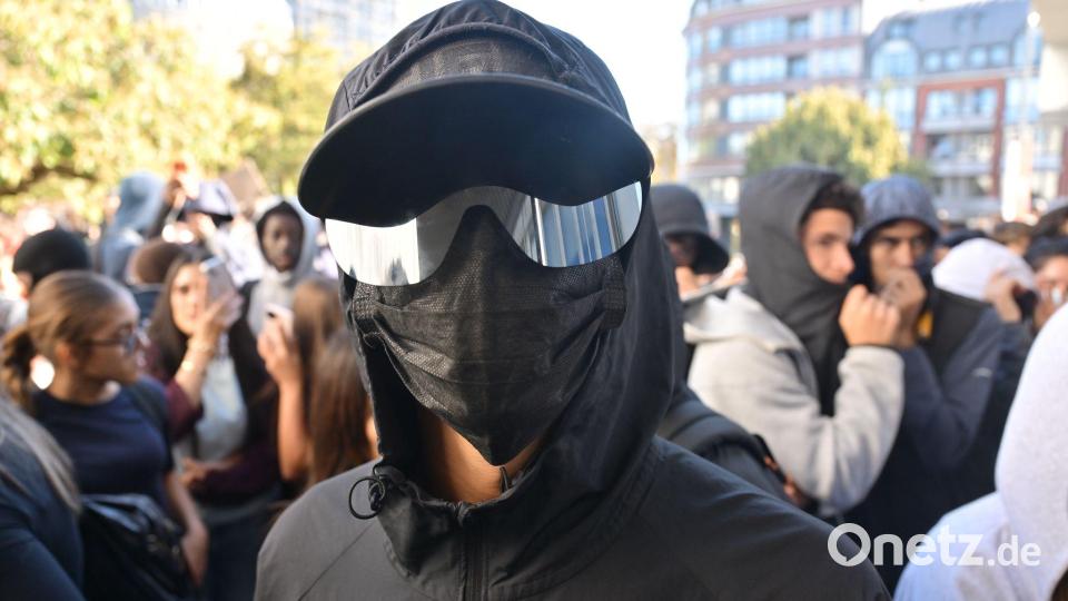 Schülerproteste gegen Bildungsreformen und Haushaltskürzung Bild: Jonas Roosens/Belga/dpa