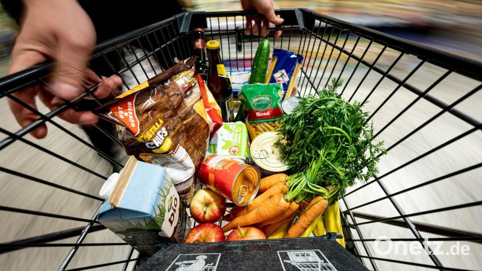 GLP-1-Medikamente helfen beim Abnehmen, indem sie den Appetit zügeln und das Sättigungsgefühl steigern. Wird nun weniger eingekauft? (Symbolbild) Bild: Fabian Sommer/dpa