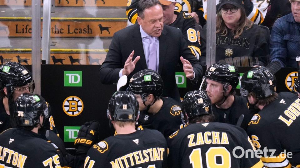 Nach zwei Siegen war das 1:4 gegen die Senators die zweite Niederlage für Marco Sturms Boston Bruins. Bild: Charles Krupa/AP/dpa