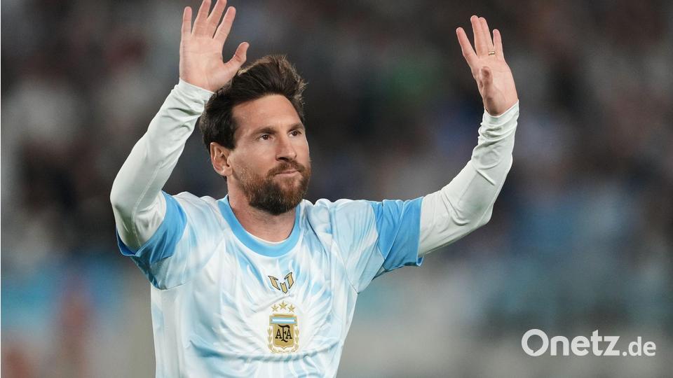 Lionel Messi vor seinem Abschiedsspiel für die argentinische Nationalmannschaft gegen Benin. Bild: Gustavo Garello/AP/dpa