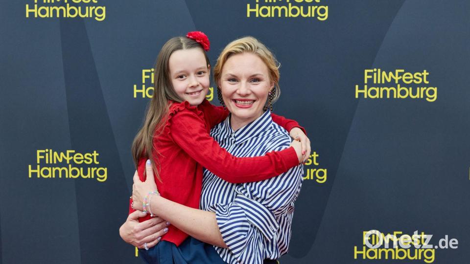 Elise Lindner spielt die sebenjährigen Tochter Ela. Bild: Georg Wendt/dpa