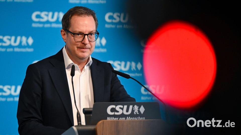 Martin Huber übt heftige Kritik an den rot-grün-roten Sondierungen. (Archivbild) Bild: Sven Hoppe/dpa