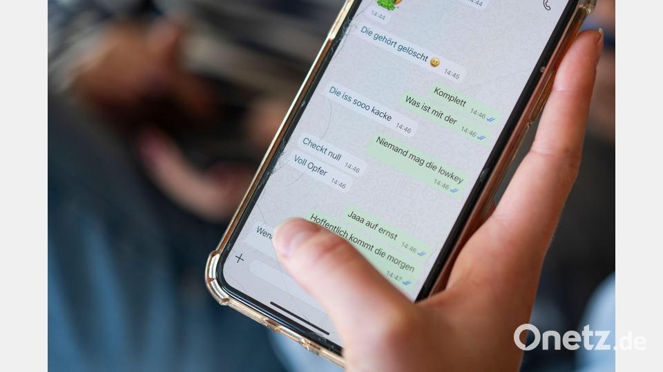 Für viele Opfer hat das Cybermobbing Folgen im wirklichen Leben. (Symbolbild) Bild: Marijan Murat/dpa