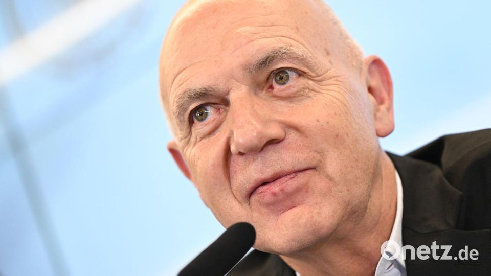 DFB-Präsident Neuendorf fordert eine neue FIFA-Führung. (Archivbild) Bild: Florian Wiegand/dpa