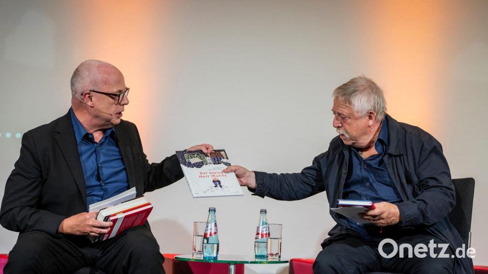 Wolf Biermann spricht auf der Frankfurter Buchmesse mit dpa-Chefredakteur Sven Gösmann über seine Bücher. Bild: Andreas Arnold/dpa