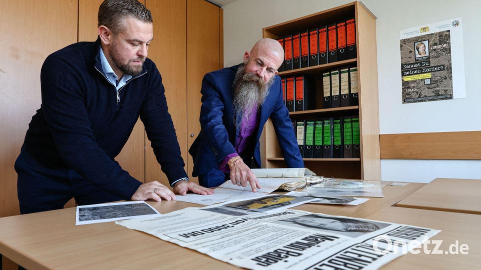 Patrick Merten (l), Leiter des Cold Case „Marion Baier“, und Michael Dietsch, Leiter der Kripo Fürth. Bild: Daniel Löb/dpa