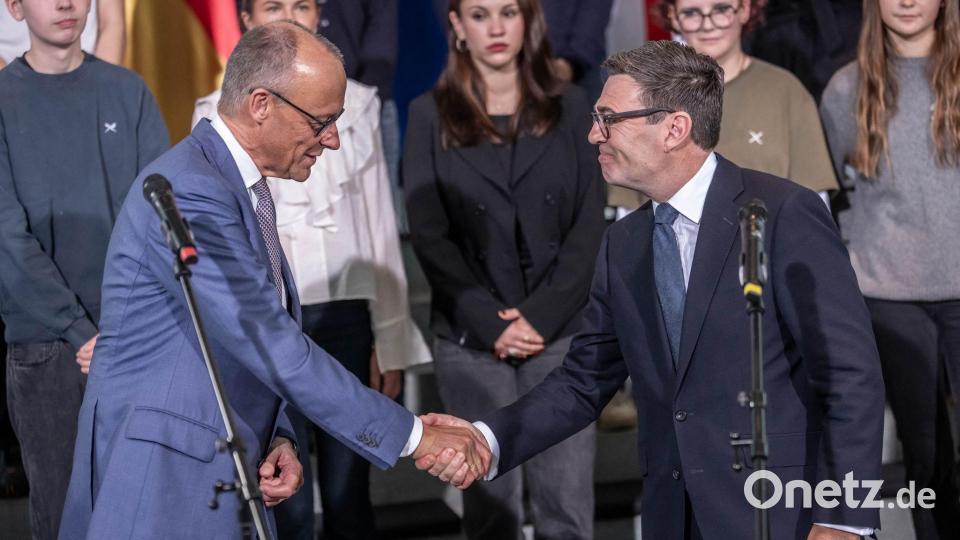 Der deutsch-britische Freundschaftsvertrag ist nun in Kraft. Bild: Michael Kappeler/dpa