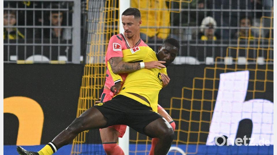 Lieferten sich eine umkämpfte Partie: Borussia Dortmund und der SV Werder Bremen. Bild: Bernd Thissen/dpa