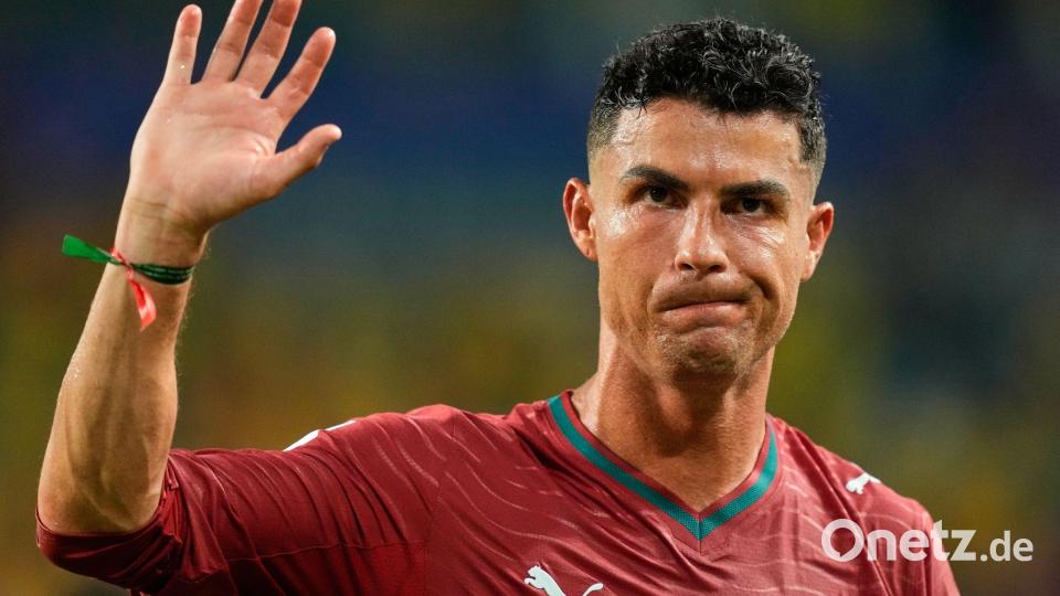Wie geht es mit Ronaldo im Nationaltrikot weiter? (Archivbild) Bild: Rebecca Blackwell/AP/dpa