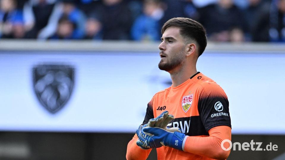 Stuttgarts Torwart Dennis Seimen feierte an alter Wirkungsstätte sein Bundesliga-Debüt. Bild: Swen Pförtner/dpa