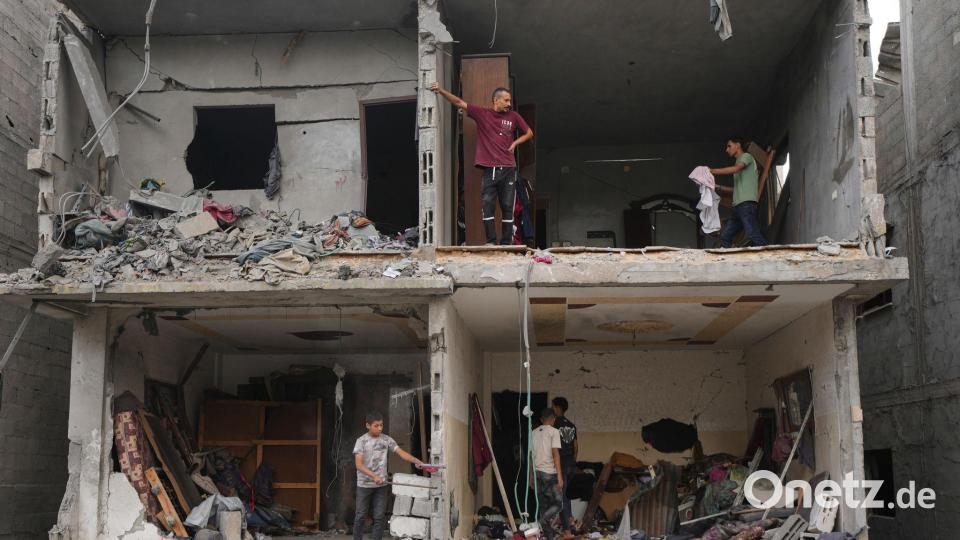 Zuletzt hat Israels Armee ihre Luftangriffe zudem wieder verstärkt. Bild: Jehad Alshrafi/AP/dpa