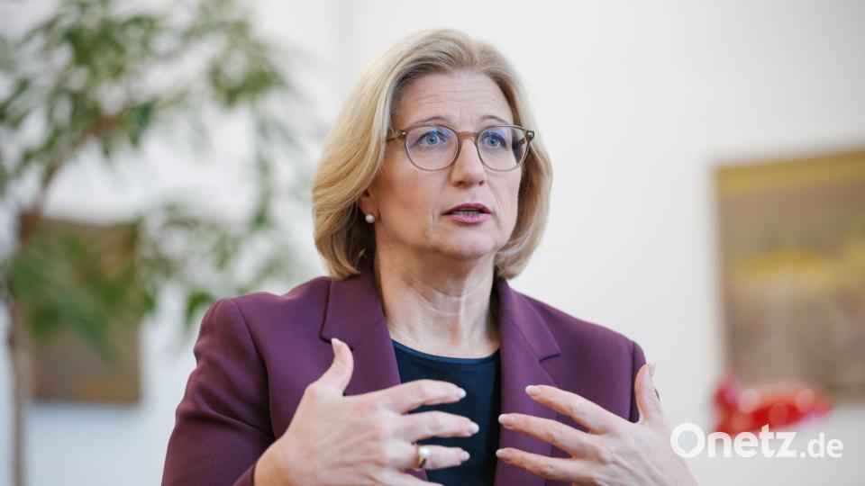 Die saarländische Ministerpräsidentin Anke Rehlinger äußert sich zur Frage, wer künftig Deutschlands Staatsoberhaupt sein soll. Archivbild: Oliver Dietze/dpa