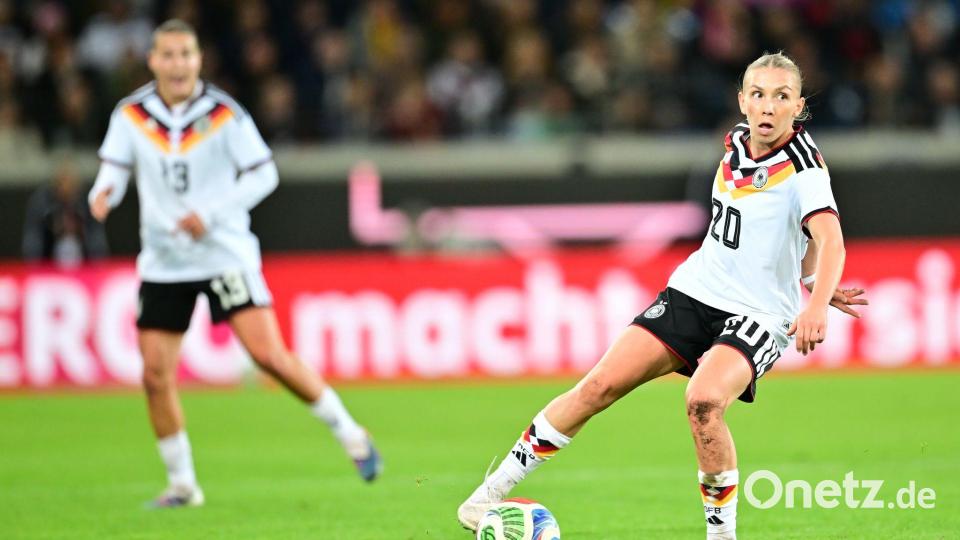 Stark am Ball: Mittelfeldantreiberin Elisa Senß. Bild: Sebastian Christoph Gollnow/dpa
