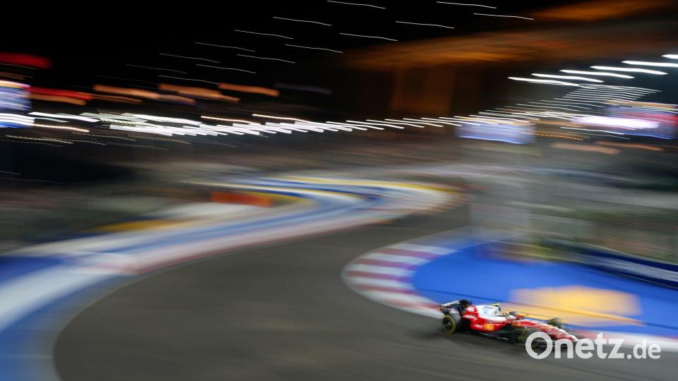 Lewis Hamilton wird von Kim Kardashian an der Strecke unterstützt. Bild: David Davies/PA Wire/dpa