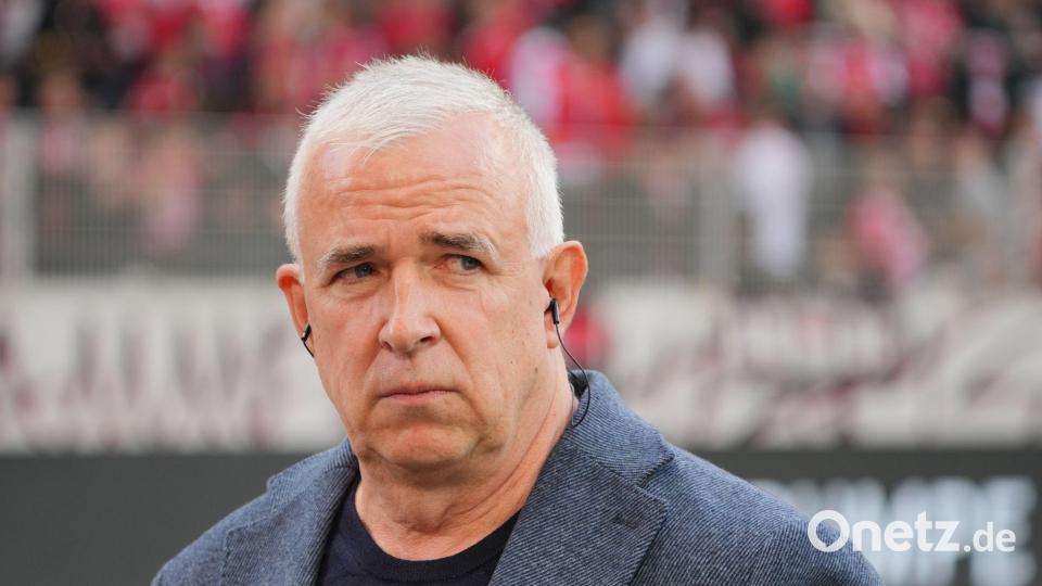 Präsident Zingler sprach vor dem Spiel über die Situation in Berlin. Bild: Soeren Stache/dpa