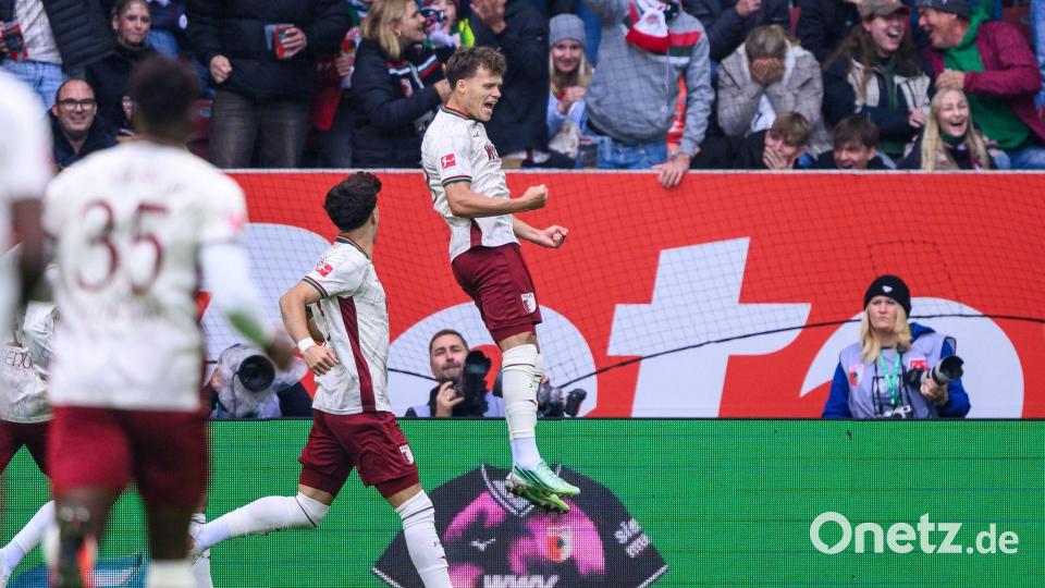 Robin Fellhauer jubelt über sein Rekordtor. Bild: Tom Weller/dpa