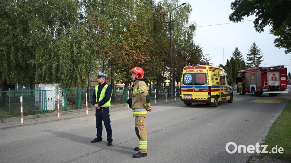 Polens Regierung geht nach einer Serie von Messerattacken in Schulen nicht von einer organisierten Gruppe von Tätern aus. Bild: Marcin Obara/PAP/dpa
