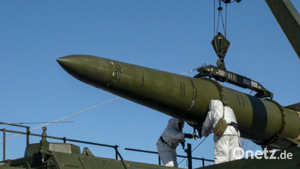 Die neuen Sanktionen richten sich gegen den militärisch-industriellen Komplex in Russland. (Archivbild) Bild: -/Russian Defense Ministry Press Service/AP/dpa
