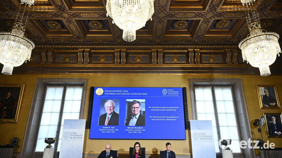 Der Nobelpreis für Wirtschaftswissenschaften geht an die US-Ökonomen Robert E. Hall und Michael Woodford. Bild: Anders Wiklund/TT News Agency via AP/dpa