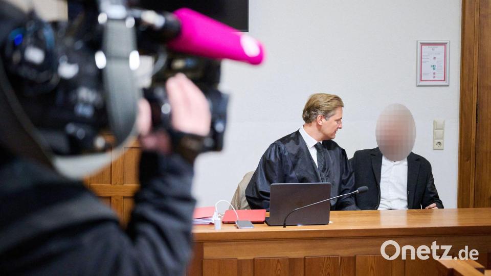 Der Medienrummel vor Verhandlungsbeginn war groß. Bild: Sina Schuldt/dpa