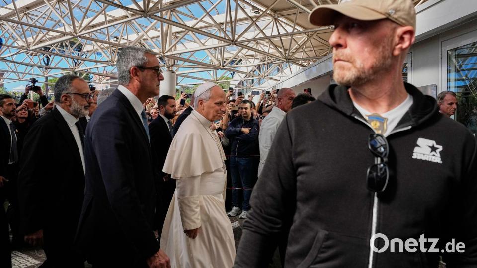 Bei dem Pontifex war ein Lungenknoten entdeckt worden. Bild: Alessandra Tarantino/AP/dpa