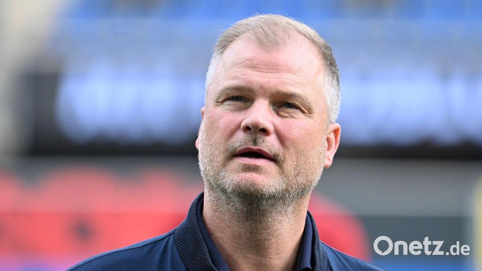 VfB-Sportvorstand Fabian Wohlgemuth hofft auf einen erfolgreichen Auftritt in Bratislava. (Archivbild) Bild: Swen Pförtner/dpa