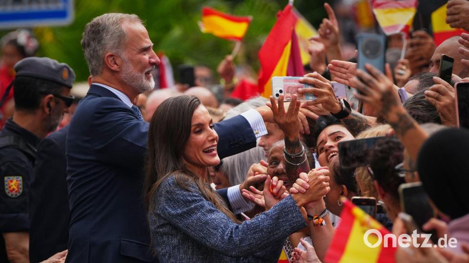 Felipe bezeichnete den Ansturm als „inakzeptable“ Grenzverletzung. Bild: Manu Fernandez/AP/dpa
